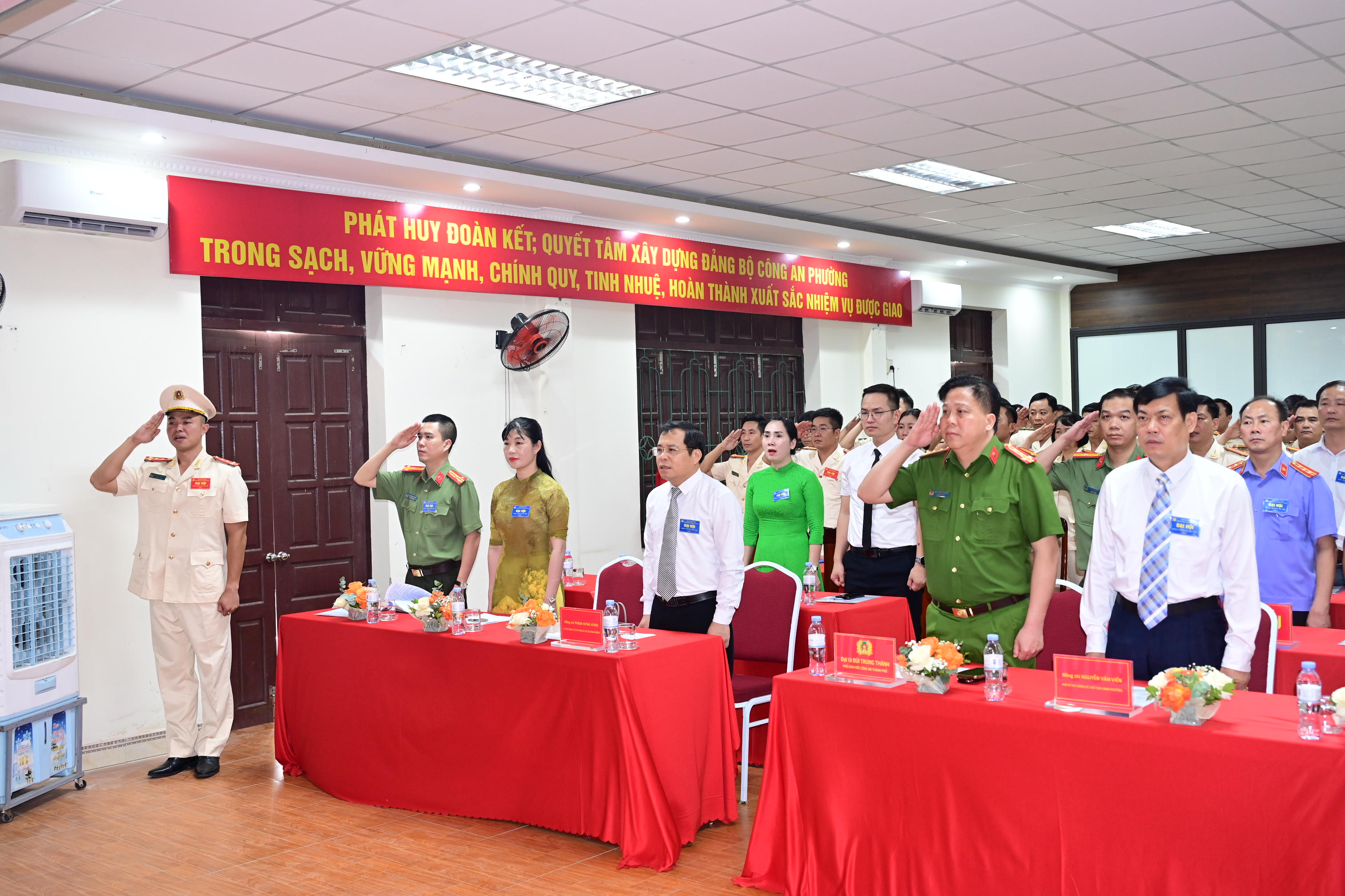 Đại hội Đảng bộ Công an phường Thủy Nguyên lần thứ I: Phát huy vai trò nòng cốt trong bảo đảm ANTT, xây dựng Đảng bộ trong sạch, vững mạnh trong kỷ nguyên vươn mình của dân tộc